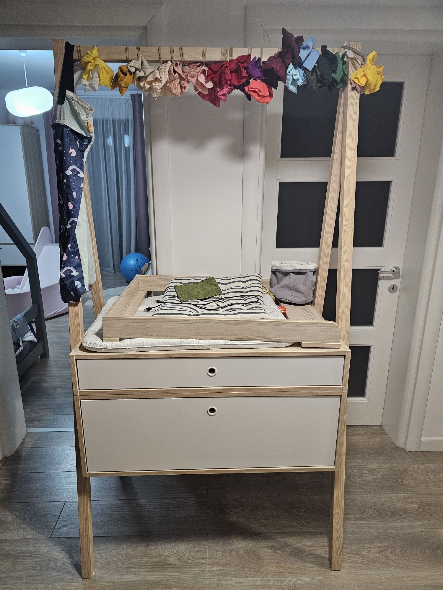 Mobilier bebelusi/copii Montessori