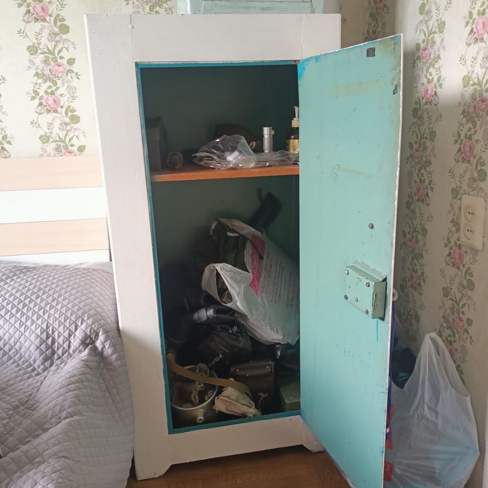 Продаю Сейф металлический. 2 шт