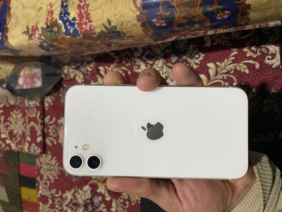 Iphone 11 sotiladi