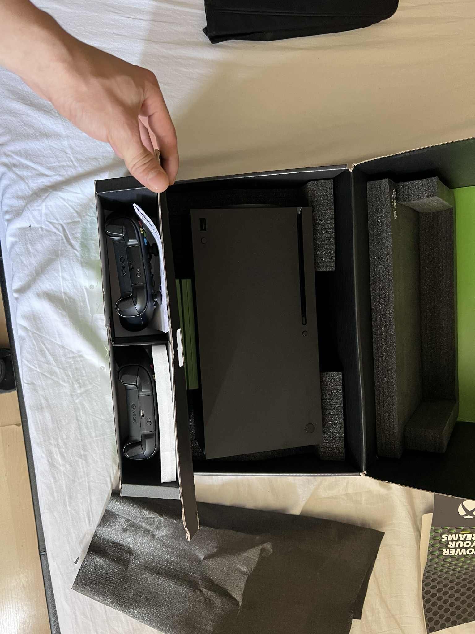 Xbox series X  Отлично състояние
