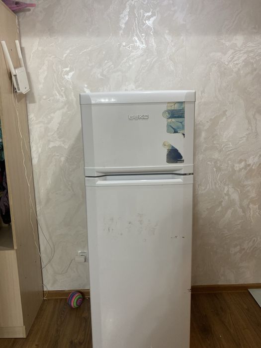 Продам холодильник Беко