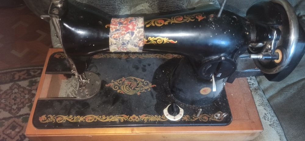 Продам швейную машинку не рабочая