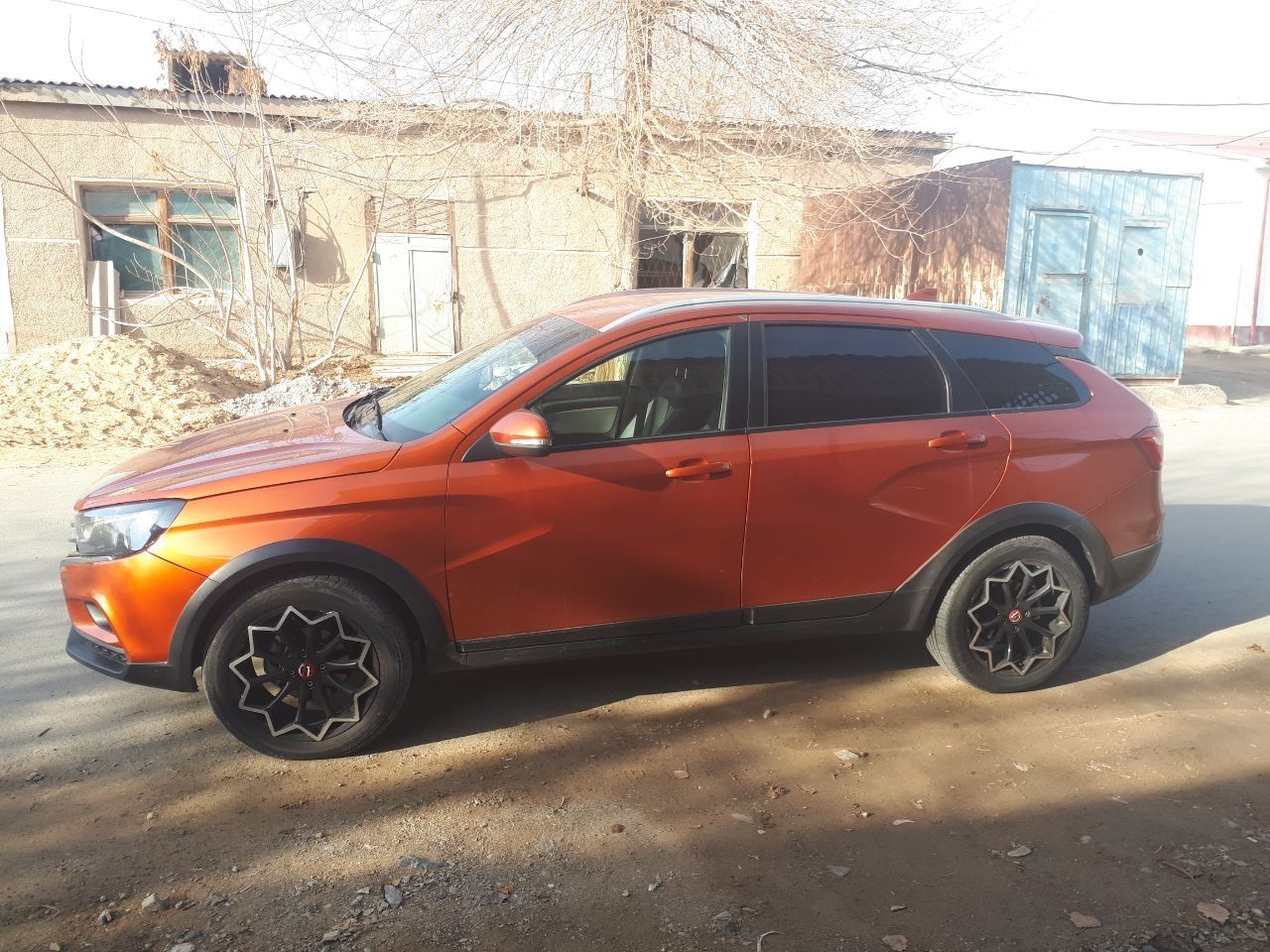 Лада Веста св крос 2018