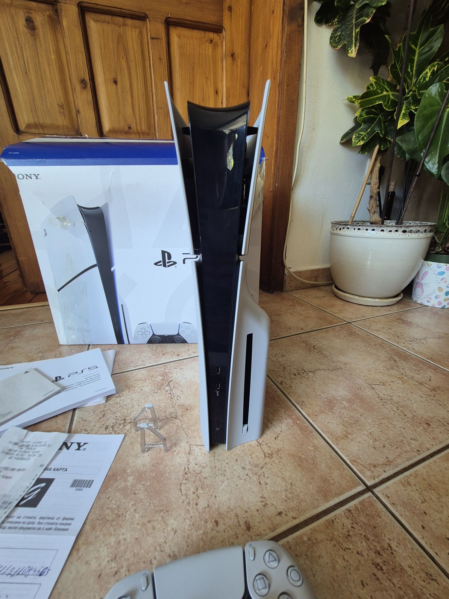 Като НОВ Playstation 5 Slim Гаранция Ps5 slim
