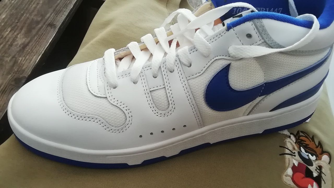 Мъжки маратонки Nike Attack FB1447 бял размер 44