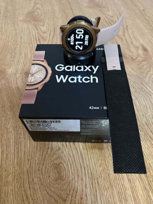 Часы Galaxy Watch