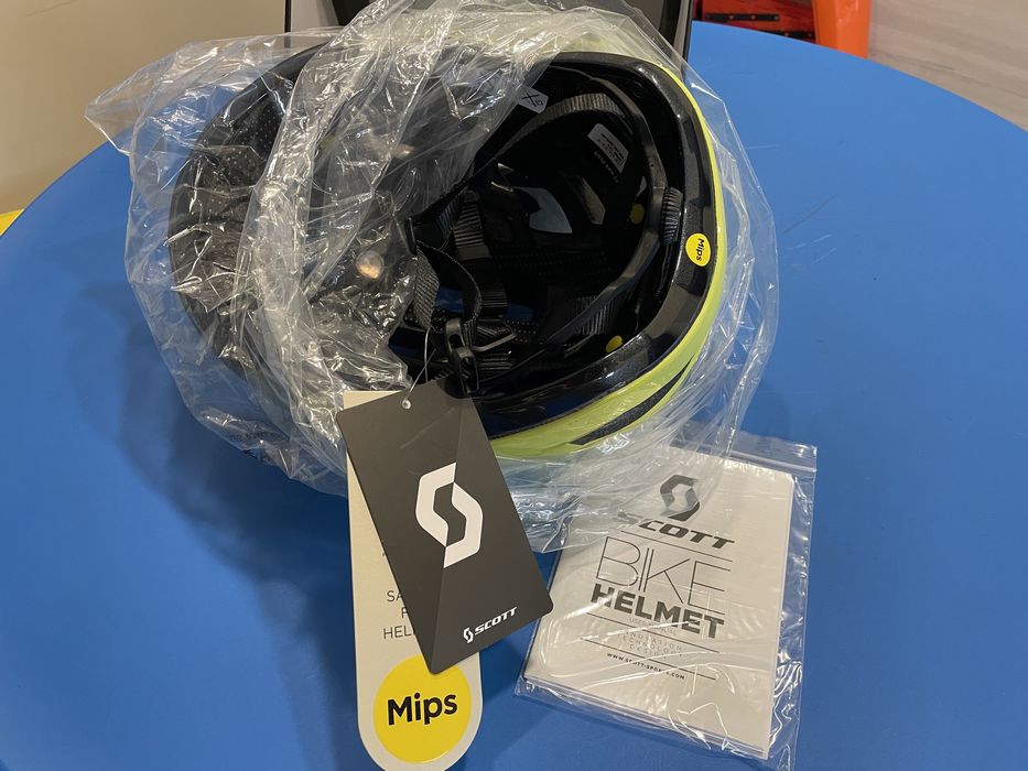 Vând cască MTB Scott ARX Plus - mărimea L (produs sigilat)