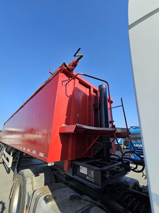 Bena cereale 61 mc 2011