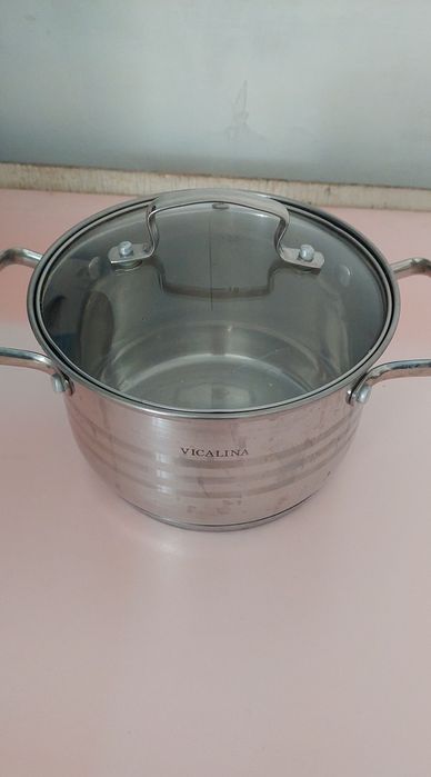 Продам  каструли викалина.