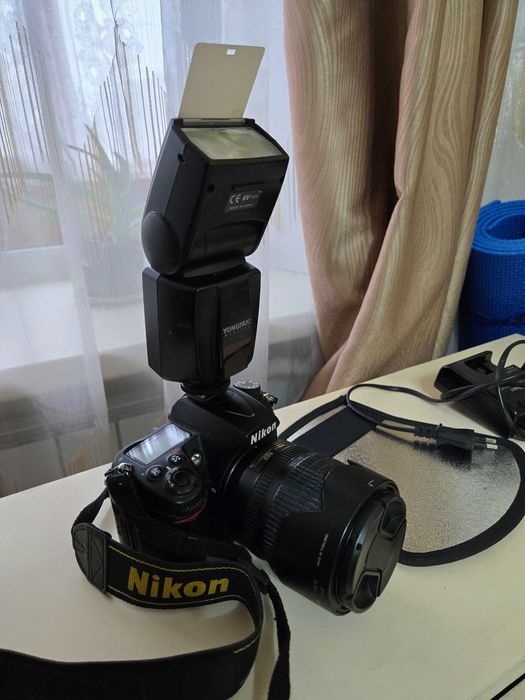 Продам фотоаппарат Nikon d7000