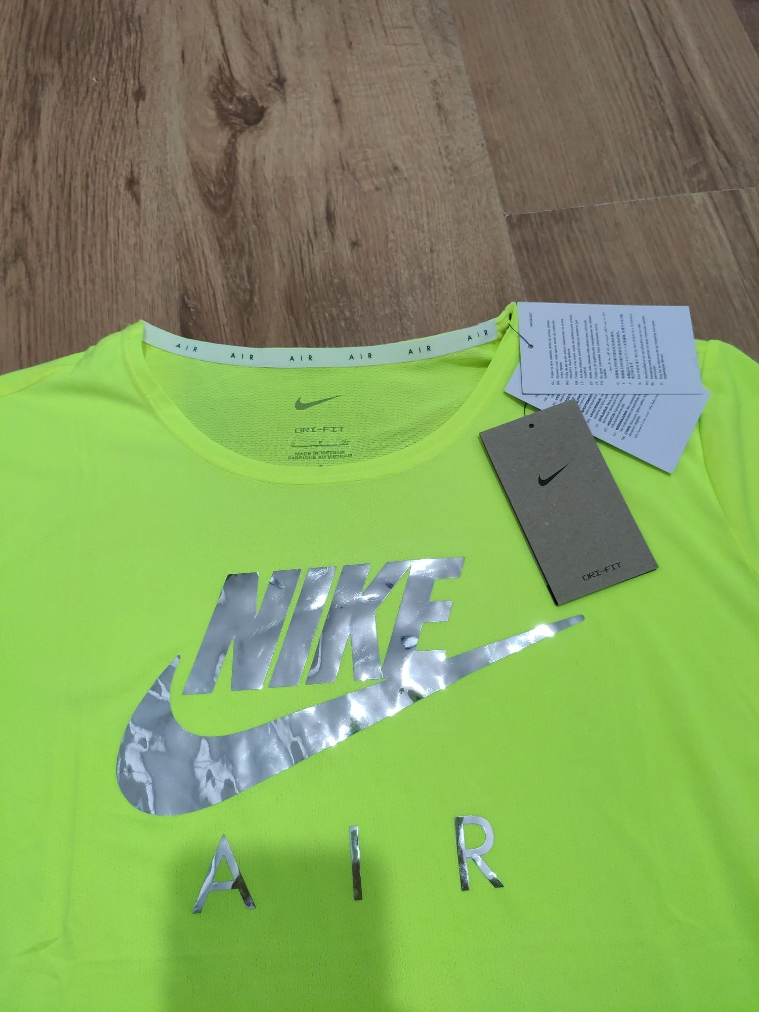 Tricou dama Nike Dri Fit mărimea S