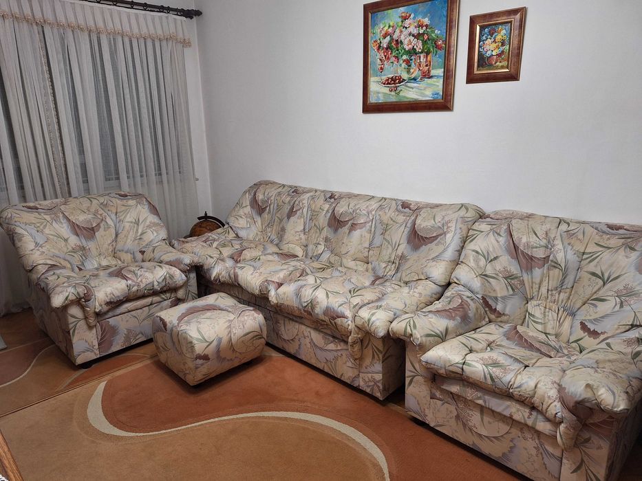 Холова гарнитура диван 3-ка с 2 фотьойла и 1 табуретка