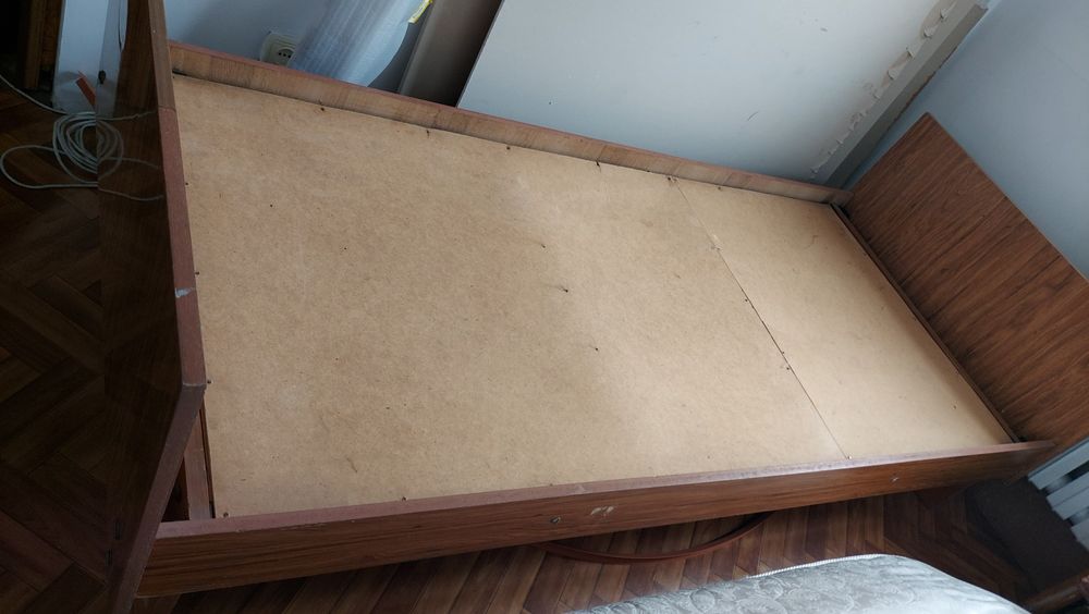 Продам кровать однушка