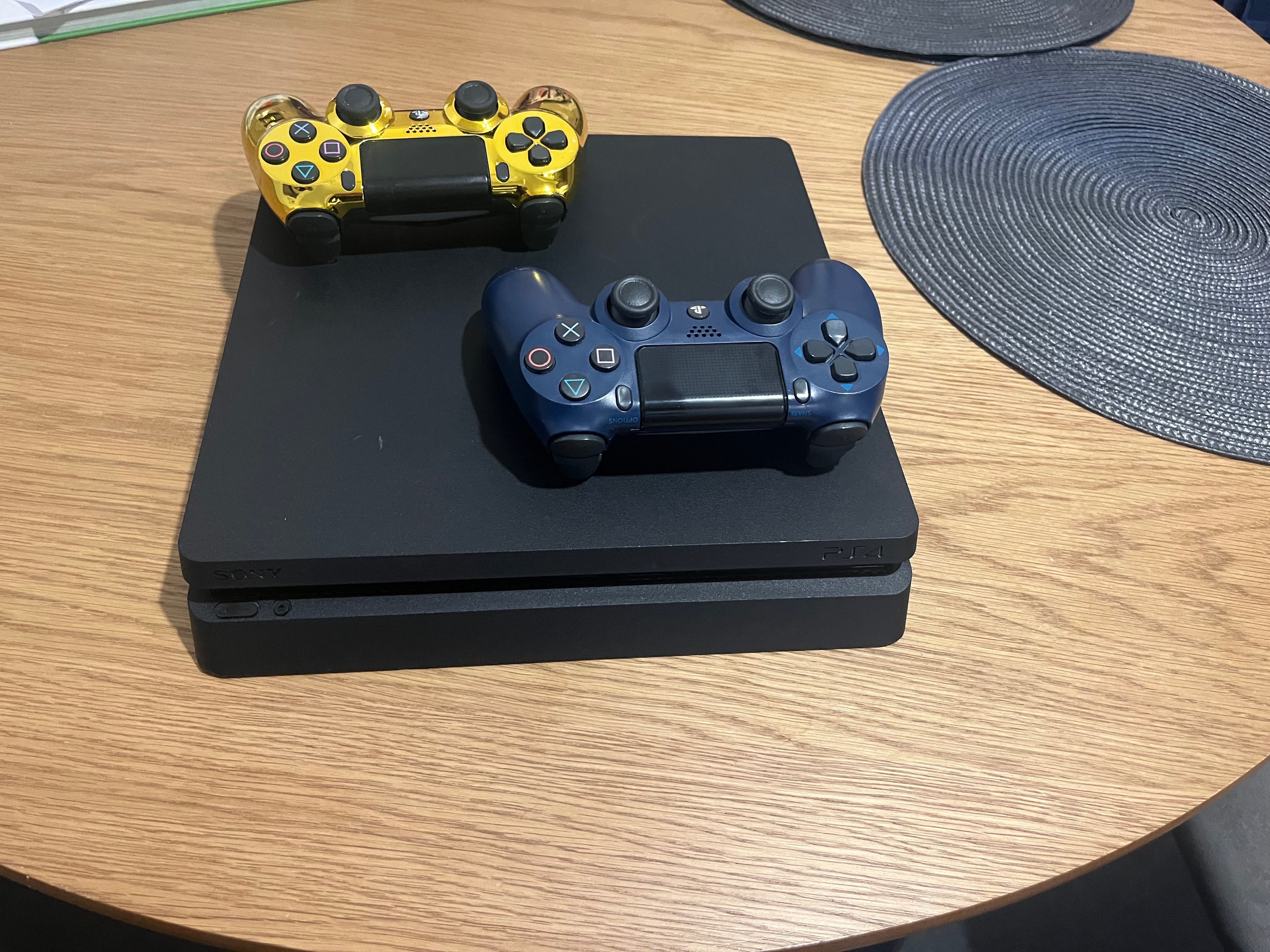PS4 slim 500GB black