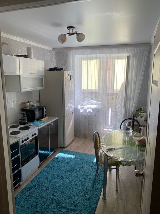 Продам 1 комнатную квартиру в центре города на 2 этаже 9 этажном доме