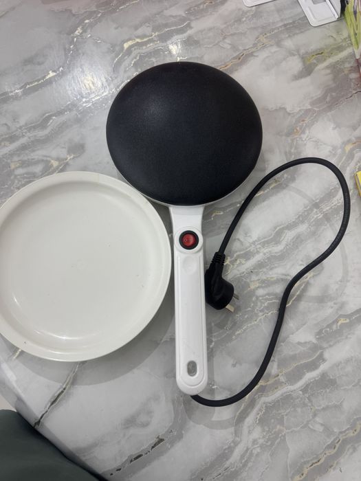 блинница в отличном состоянии, только раз использованный