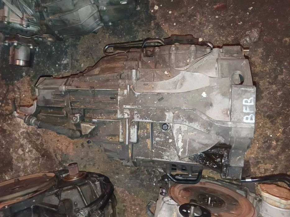 АКПП Audi A4 B7 BFB 1.8 01J300052BX бек