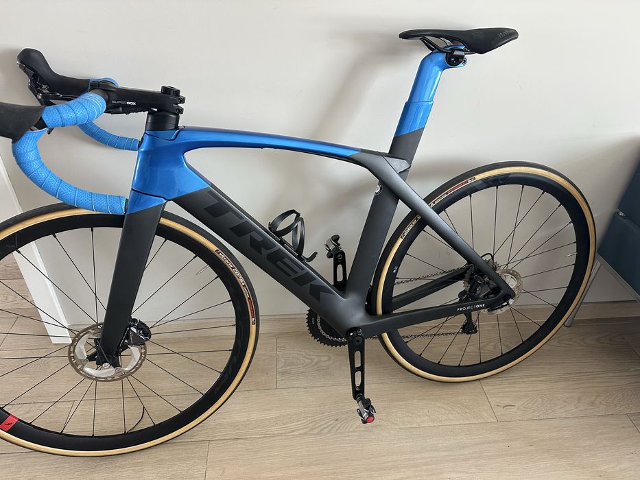 Cursiera Trek Madone 2021