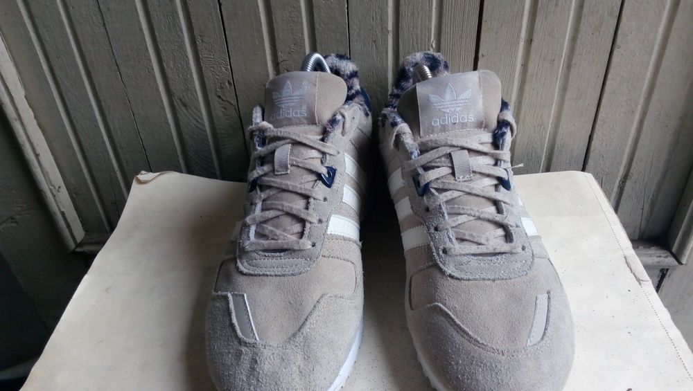 ''Adidas ZX 700 W''оригинални маратонки 39 номер