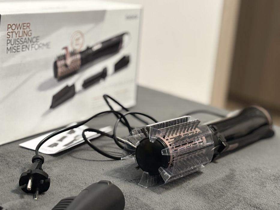 Perie rotativa Babyliss noua