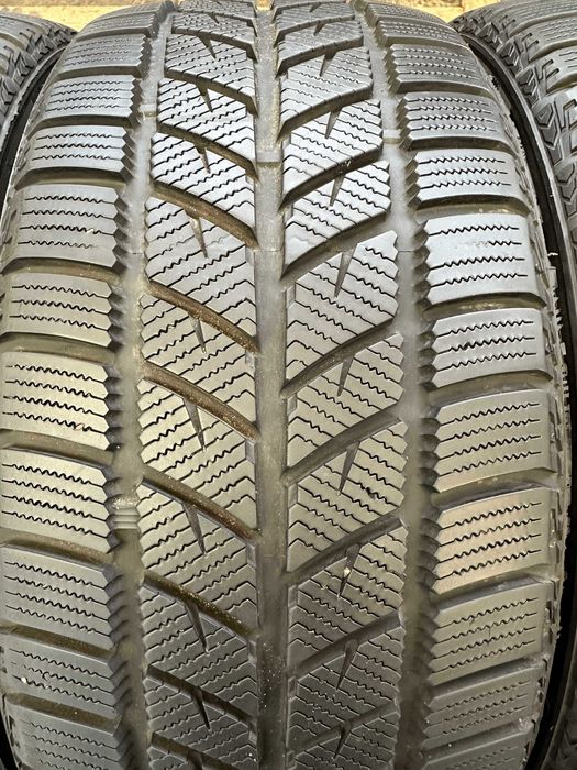 SET 4 Anvelope Iarna 225/40 R18 92H BLACKLION Snow Pioneer BW56