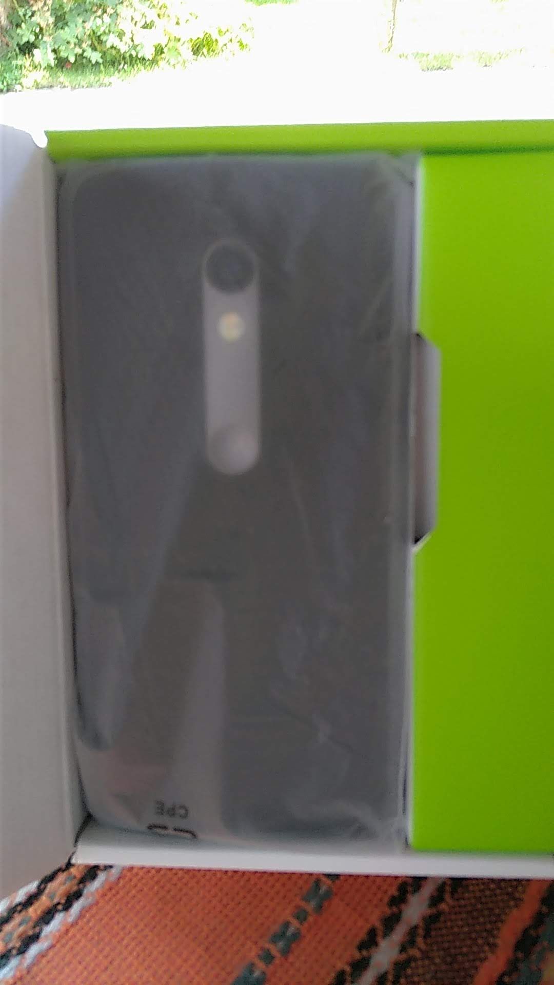 Motorola -x-play