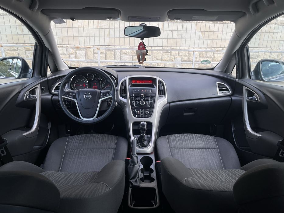 *Opel Astra Sports Tourer J~02.2011~1.7CDTI/6TRPTE/125cp~EURO5*