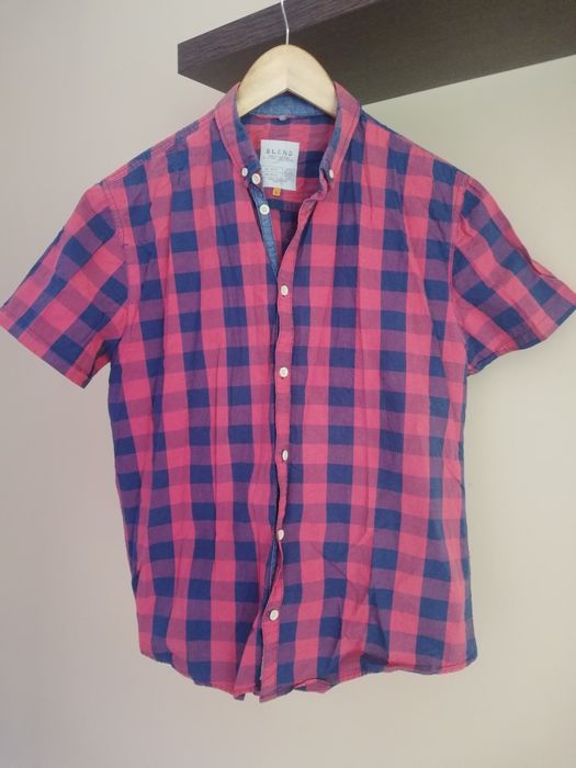 Vând cămașă bărbați, mărimea L (42-44), calitate superioară