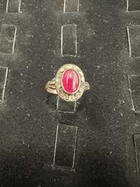 Стар златен пръстен с естествен рубин и диаманти