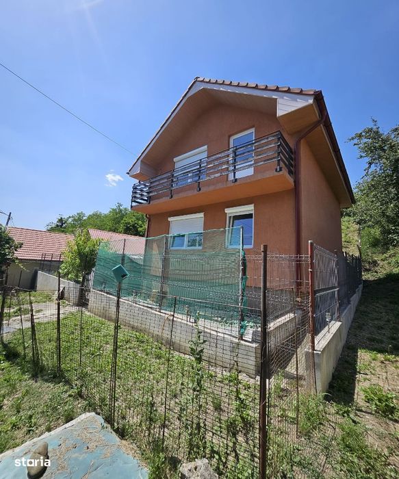 Casa Podgoria cu teren 3835 mp- livada cu pomi fructiferi