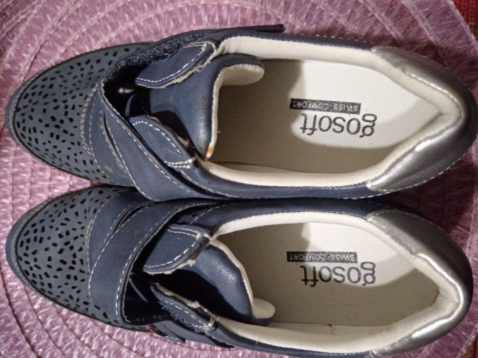 Сини обувки номер 38