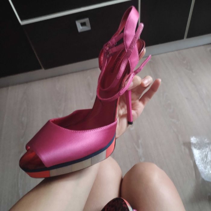 Sandale originale Cesare Paciotti