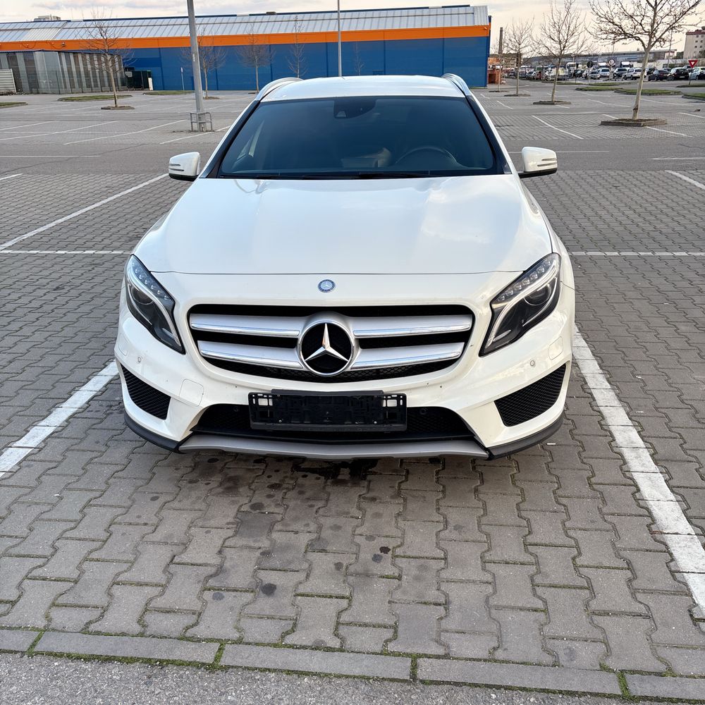 Mercedes benz GLA