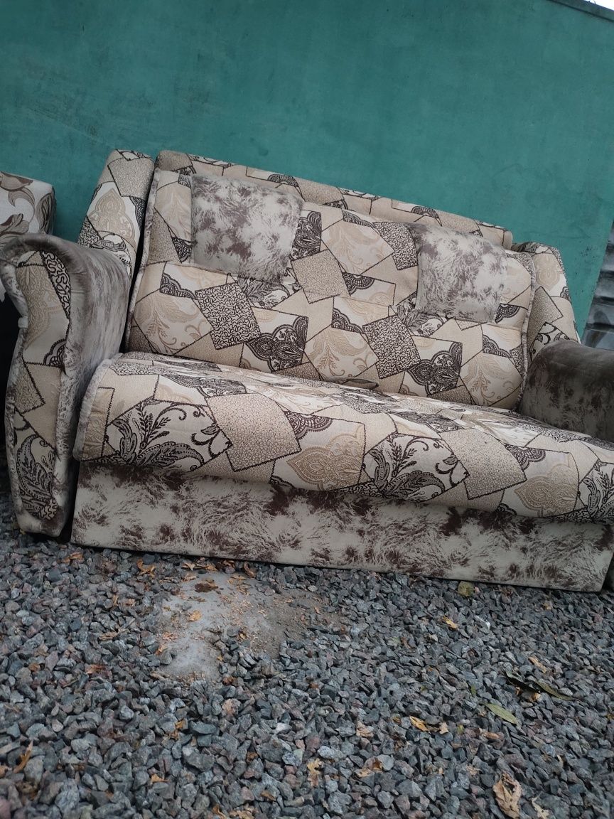 Продам диван расклодной