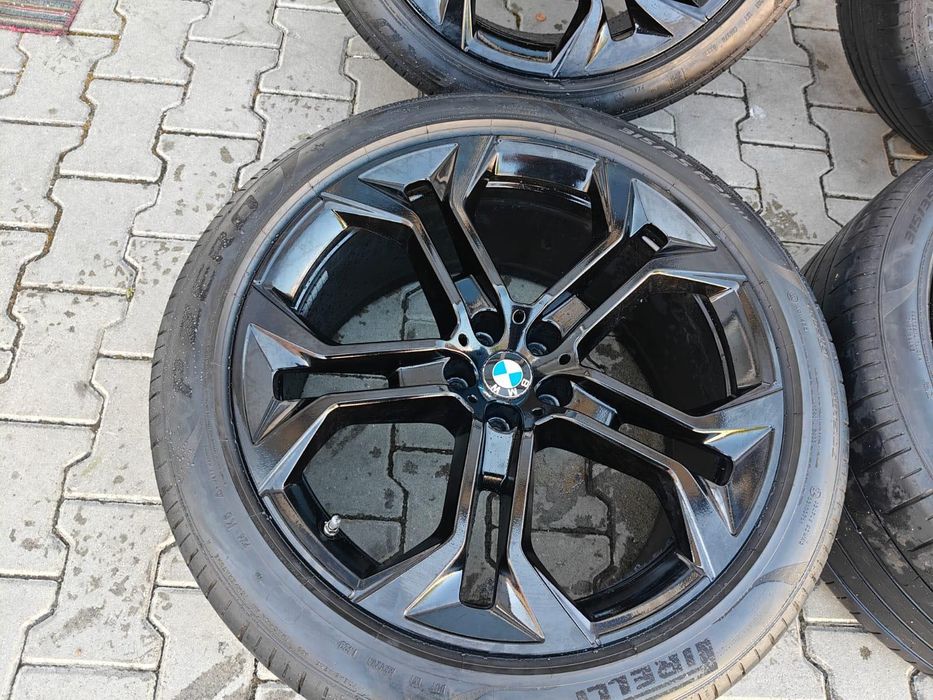 Jante bmw x5.  21
