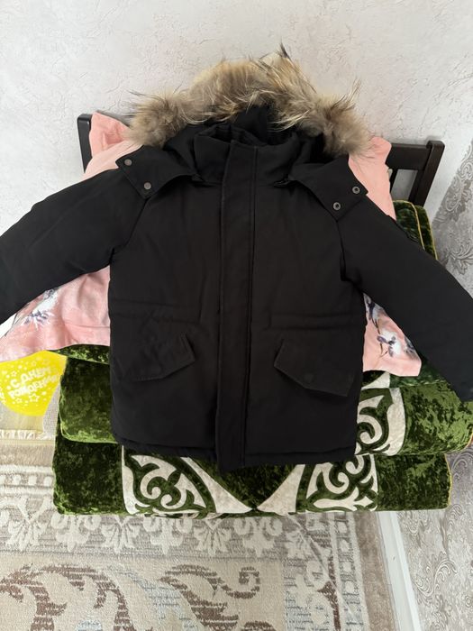 Продам детскую куртку