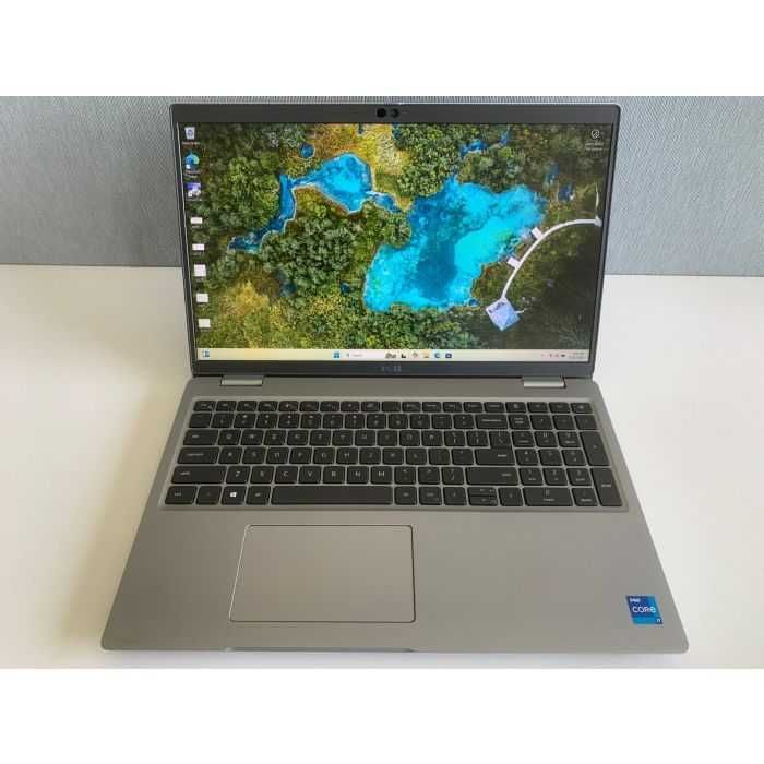 Висок клас Dell Latitude 5521