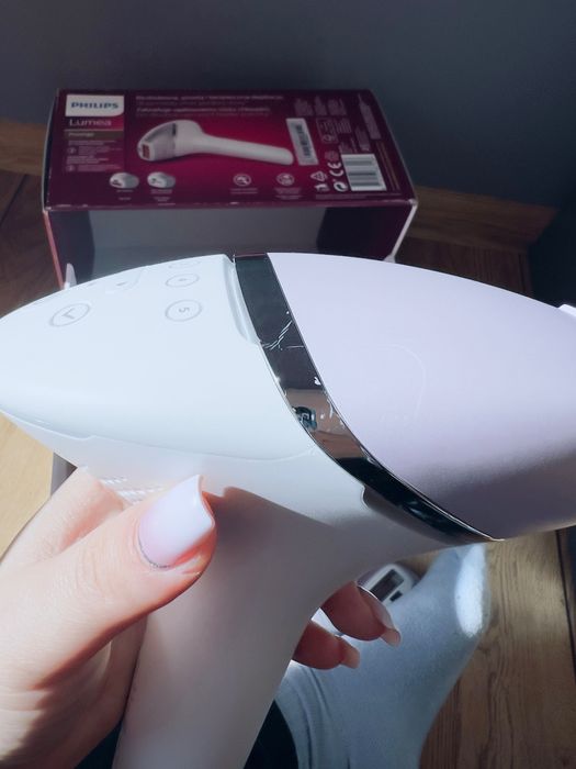 Фотоепилатор Philips Lumea Prestige