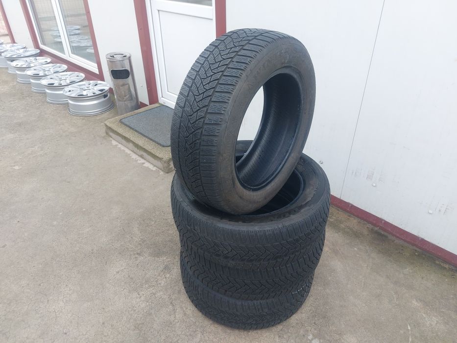 100 lei bucata! Set anvelope IARNA/M+S 205 60 16 Dunlop
