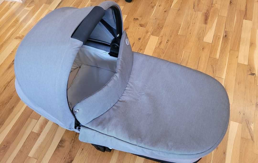 Кош за новородено Cybex Balios S Lux