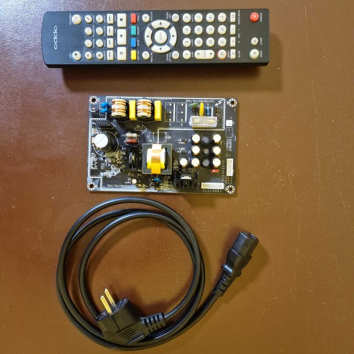 Продавам перфектен UHD 4K плейър OPPO UDP-203