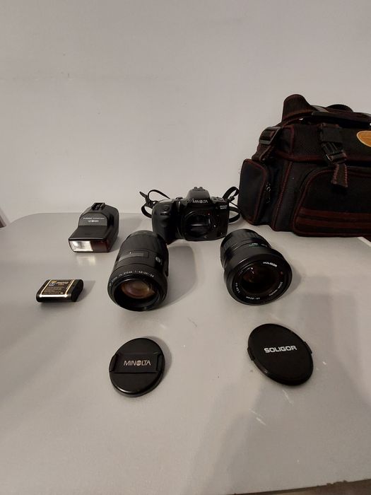 Aparat foto Minolta dynax 500si Obiectiv Minolta 70-210mm Soligor28-80
