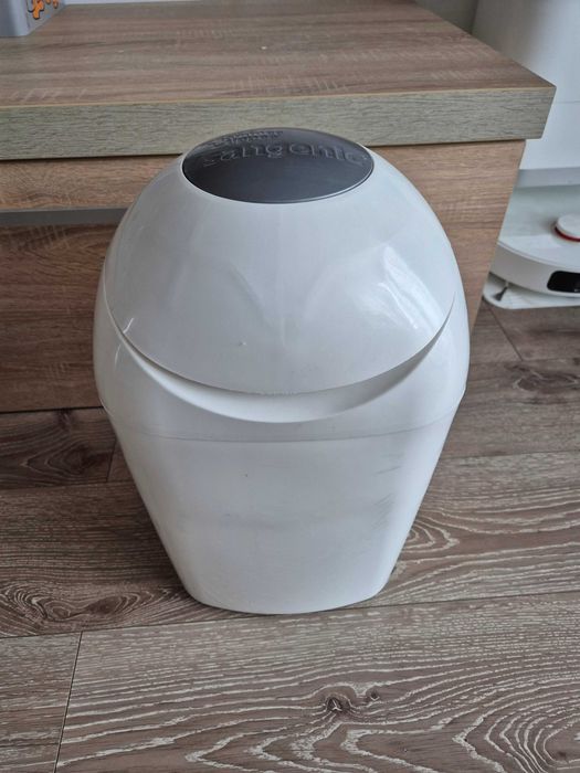 Coș scutece, perne antireflux, coșuleț bebeluși pentru dormit.