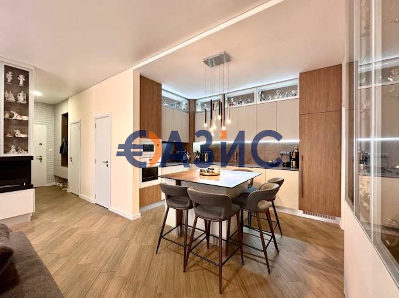 Продава се Тристаен апартамент в с. Равда, Област Бургас - 150 кв.м за 1734 €/кв.м - Снимка #10