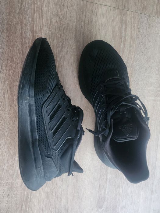 Оригинални маратонки Adidas