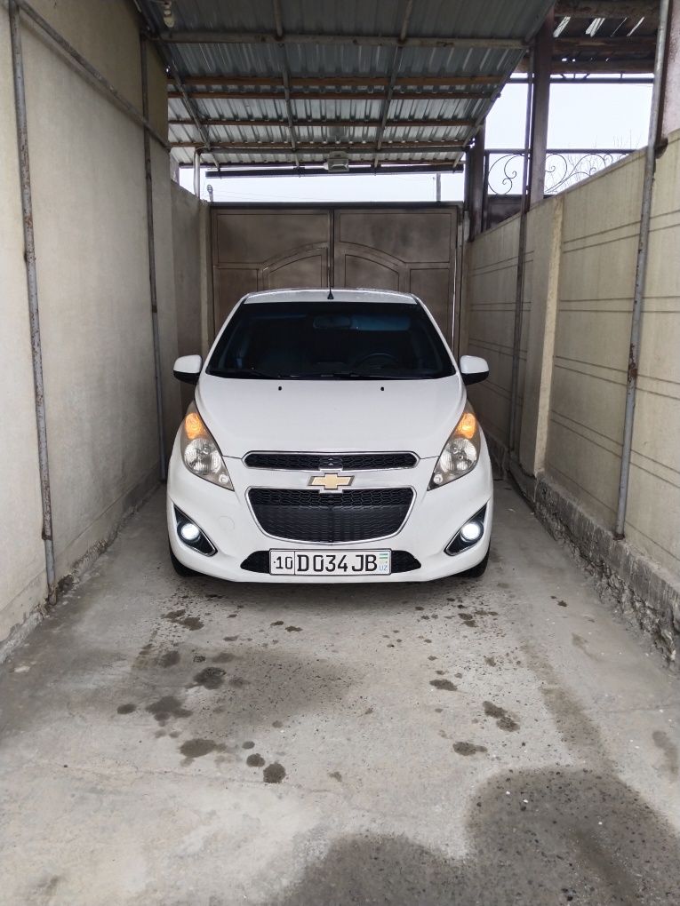 Chevrolet spark 2010