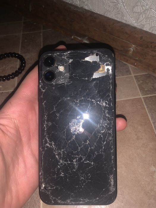 Iphone 11 в блоке