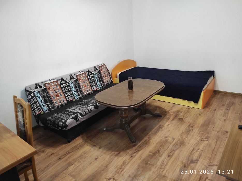 Дава се под наем Тристаен апартамент в Варна, Колхозен пазар - 90 кв.м за 459 € - Снимка #11