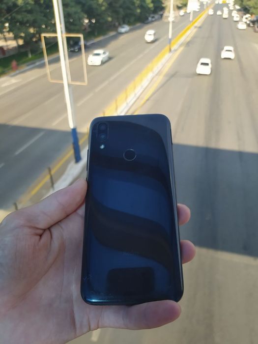 Redmi 7 sotiladi karobkali