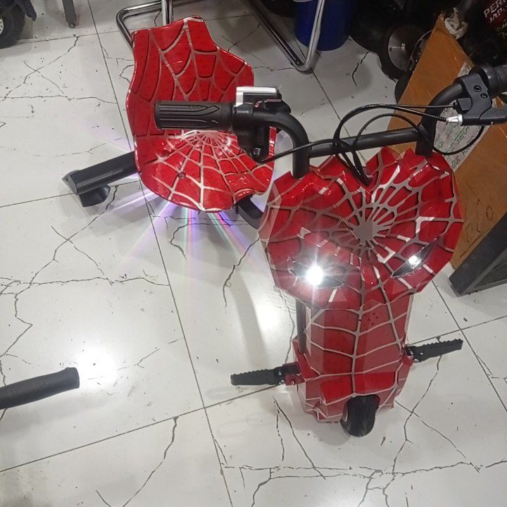 Качественный Дрифт карт, Сигвей 8,5" с Блютуз, Абсолютно Новый с Гаран